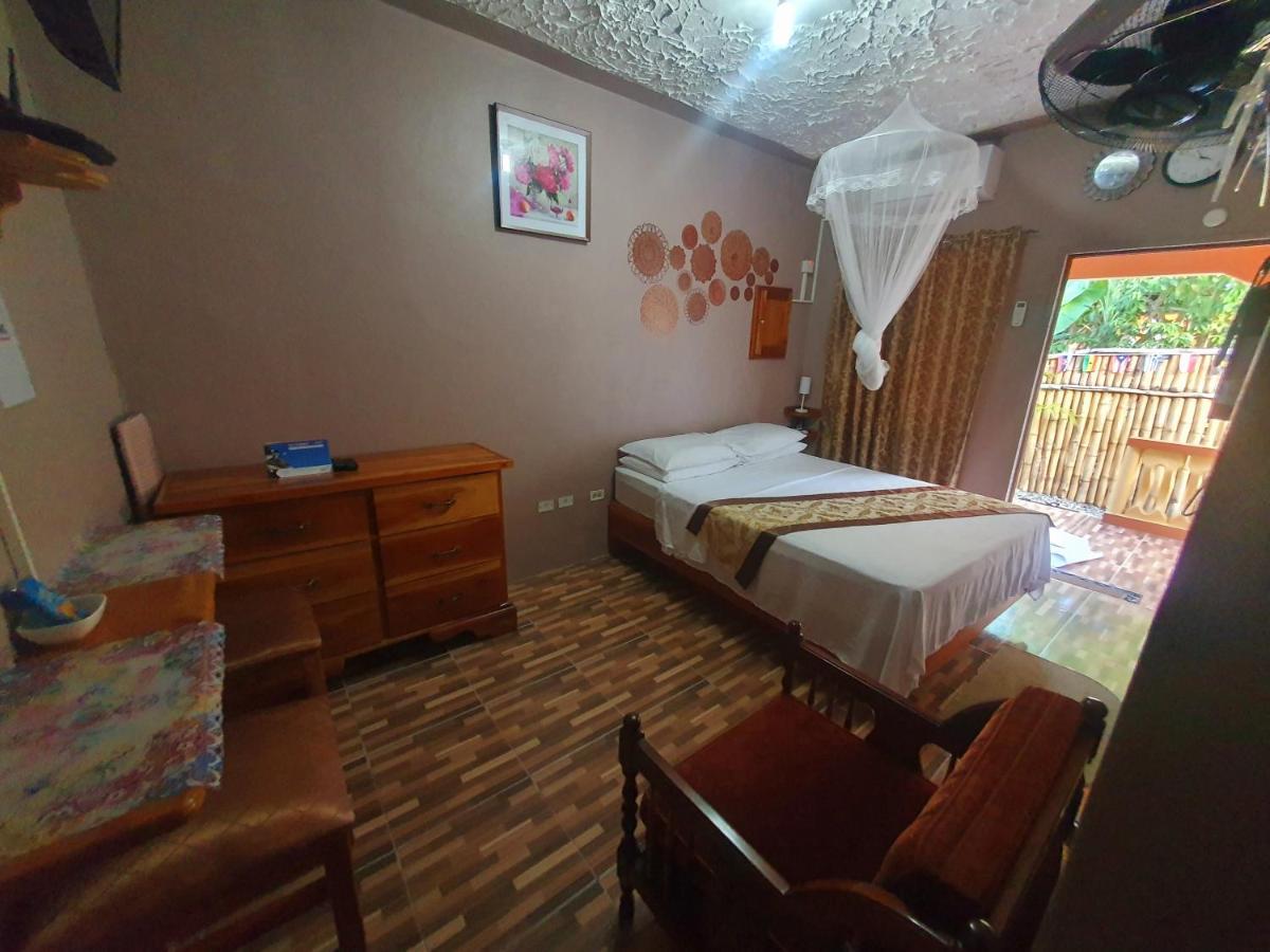 Mesmerize Guest House Port Antonio Esterno foto