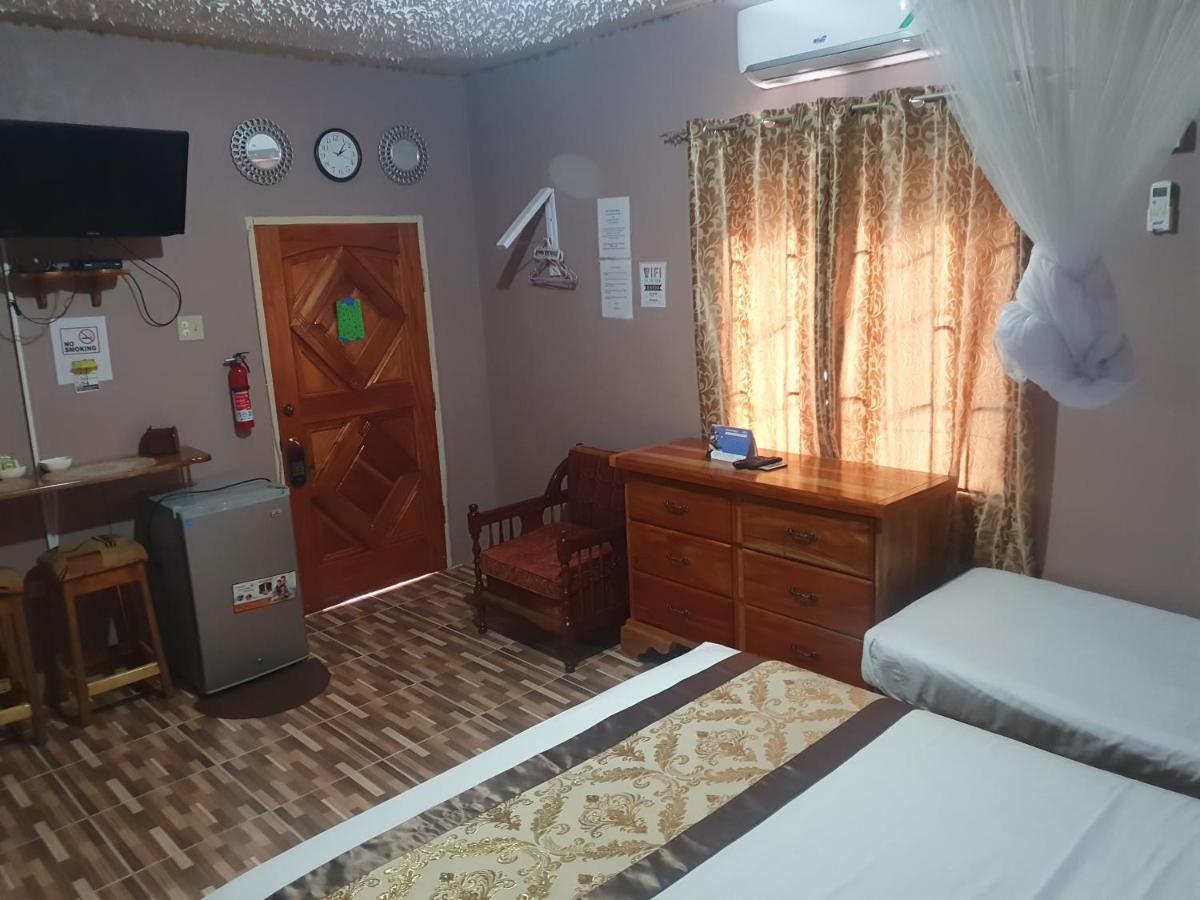 Mesmerize Guest House Port Antonio Esterno foto