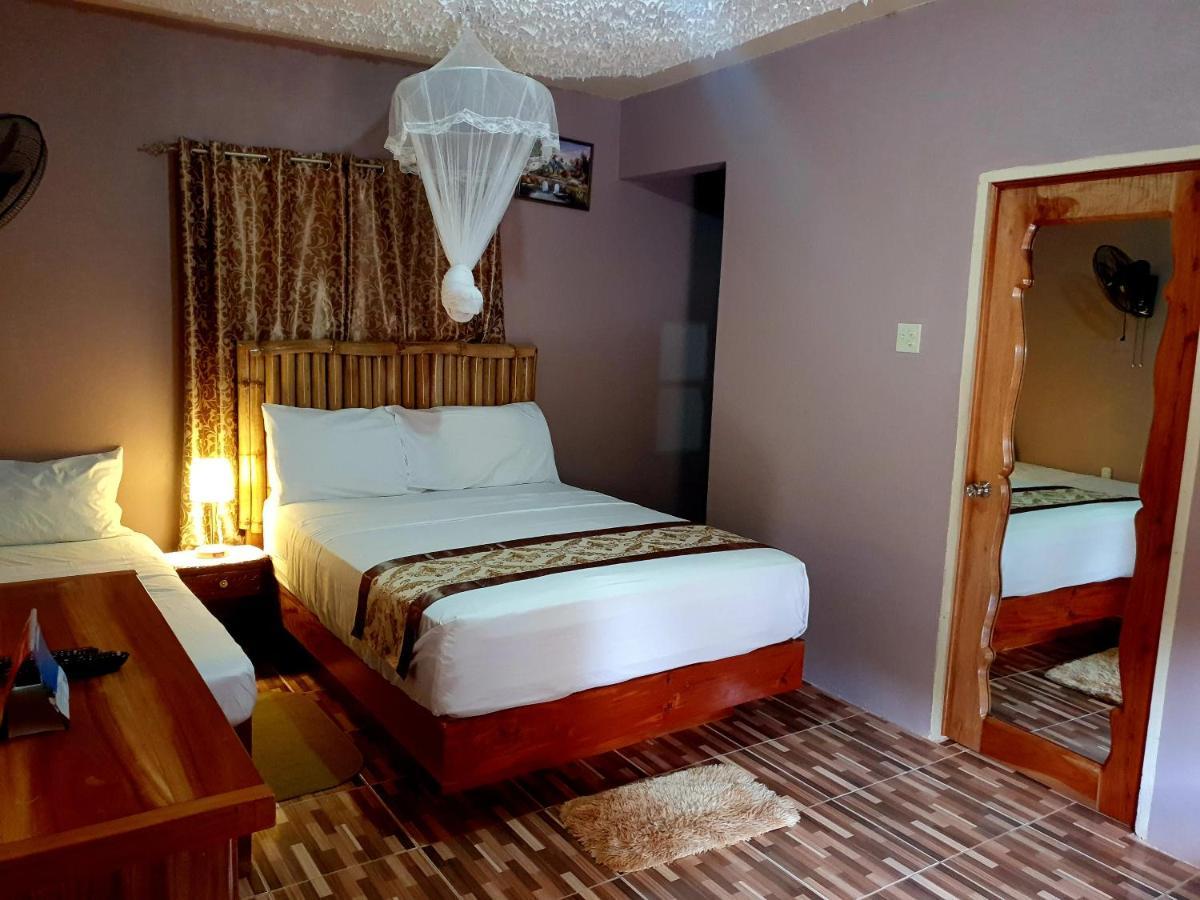 Mesmerize Guest House Port Antonio Esterno foto